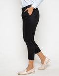 TAPERED PRINT PANTS