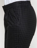 TAPERED PRINT PANTS