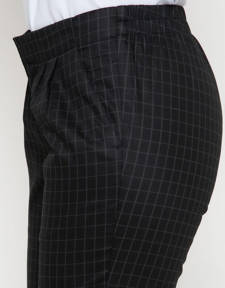 TAPERED PRINT PANTS
