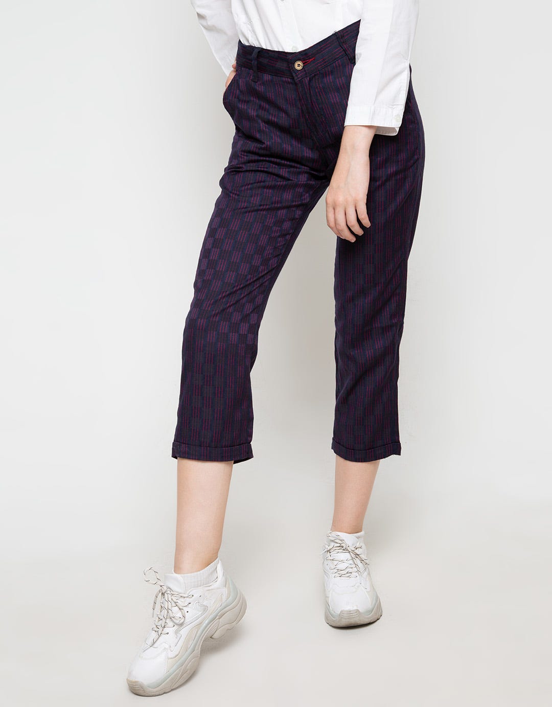 Lois Girl Straight Capri FTC 246