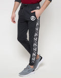 Marvel Men's Avengers Print Jogger Pants