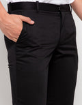 Stanley Adams Ankle Bottom Celana Panjang Pria