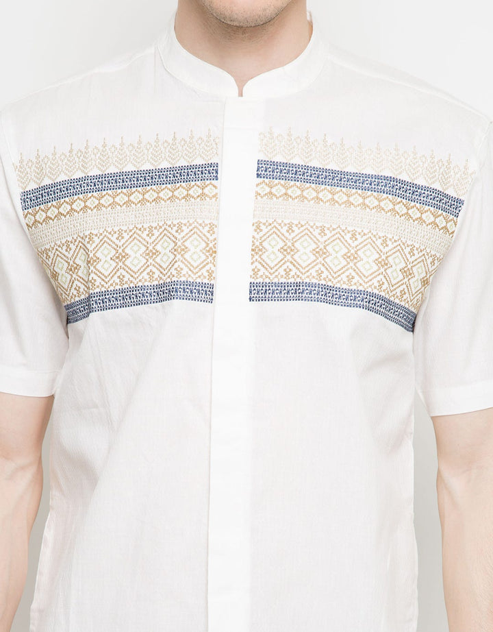 Cole Baju Koko Lengan Pendek Bordir Dada