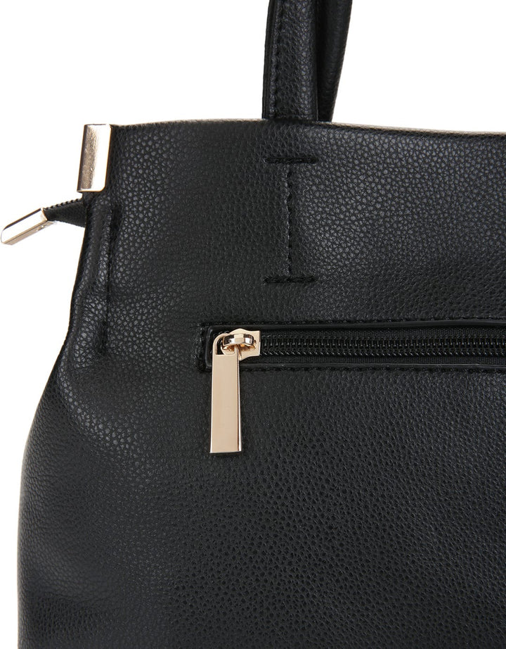 CLASSIC HANDBAG