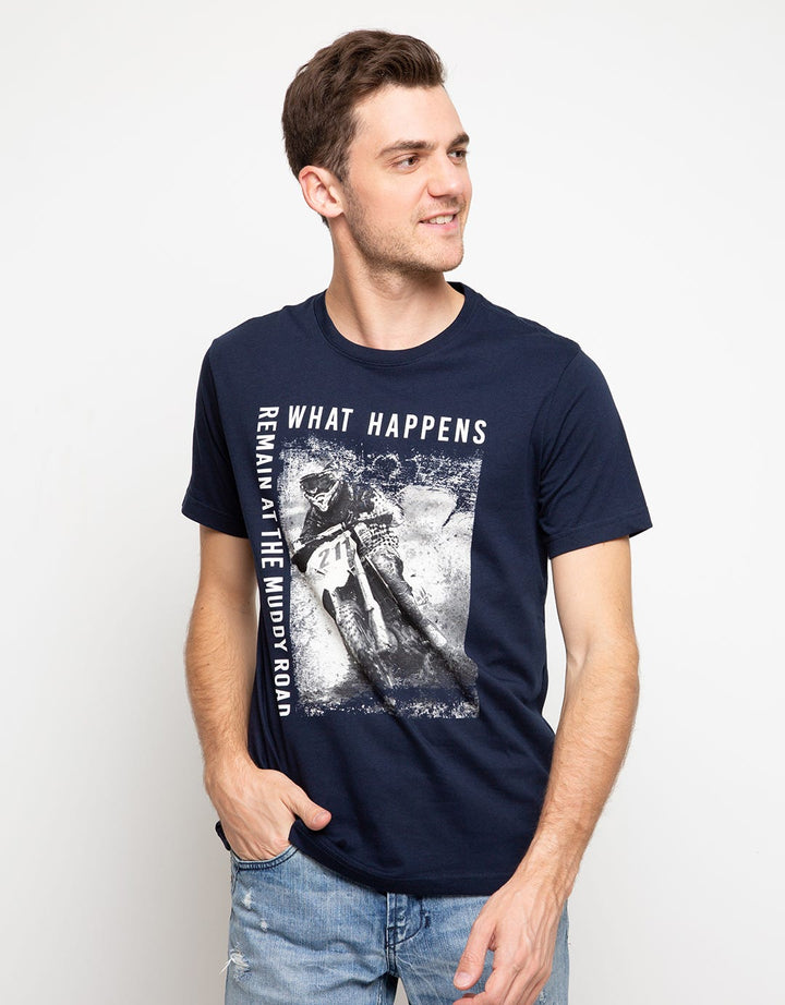 Country Fiesta Men's T-shirt Happens