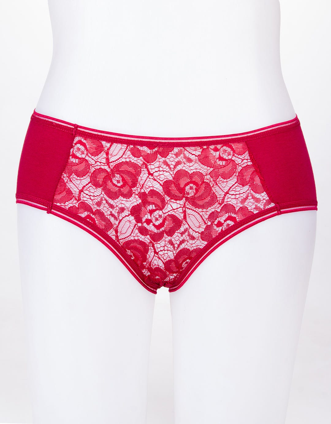 Cynthia Mini's panty is currently brukat