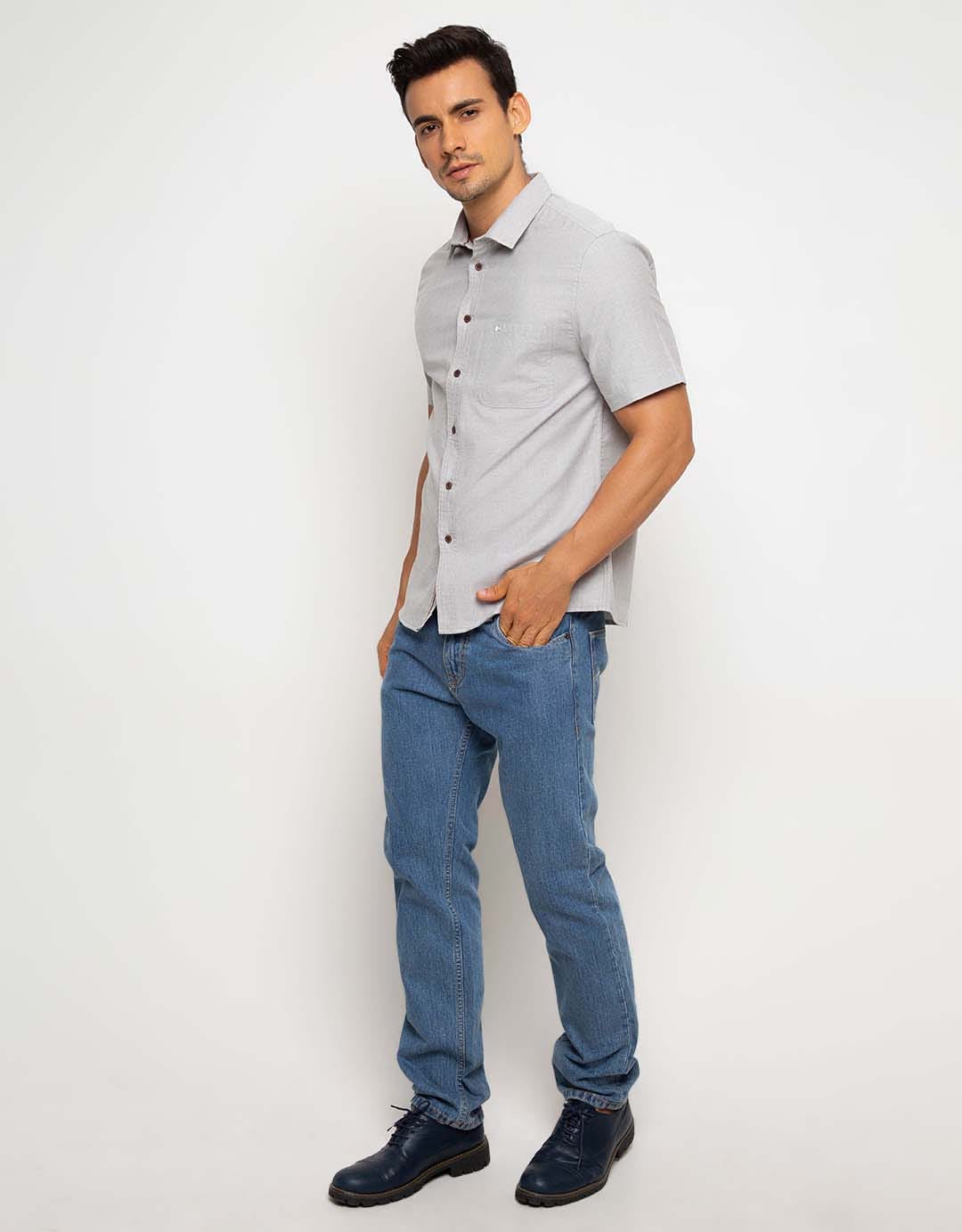 D'Britano Kemeja Lengan Pendek Polos C4H0322068