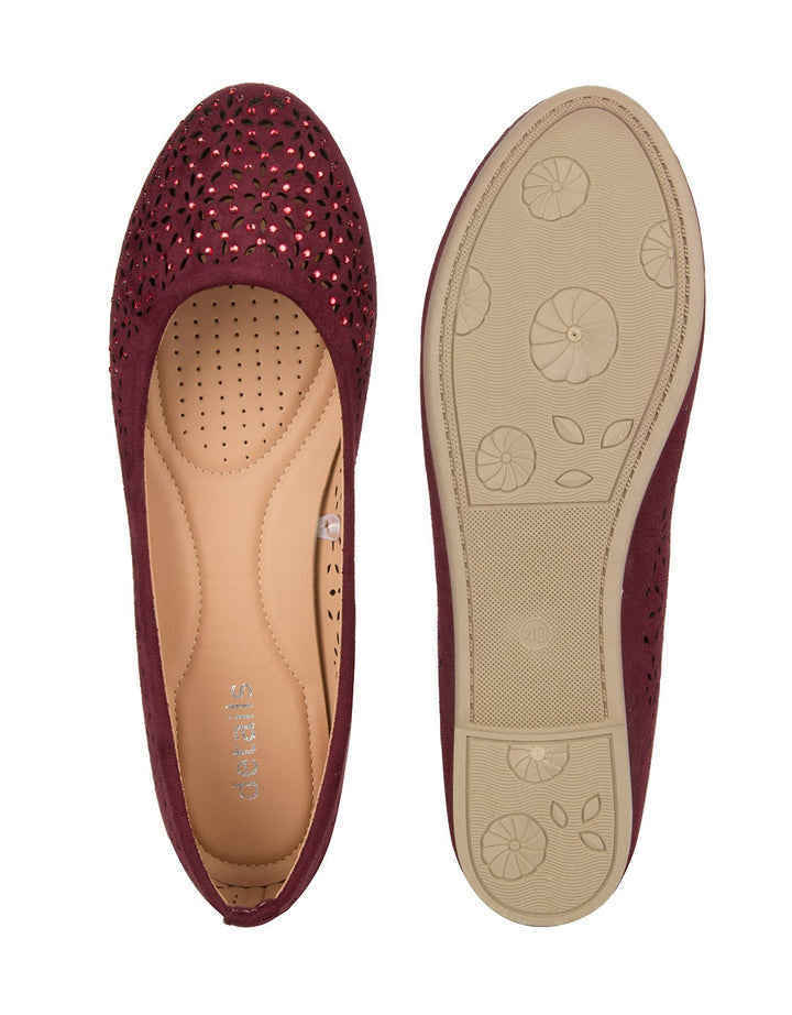 BALLERINAS PERFORATE