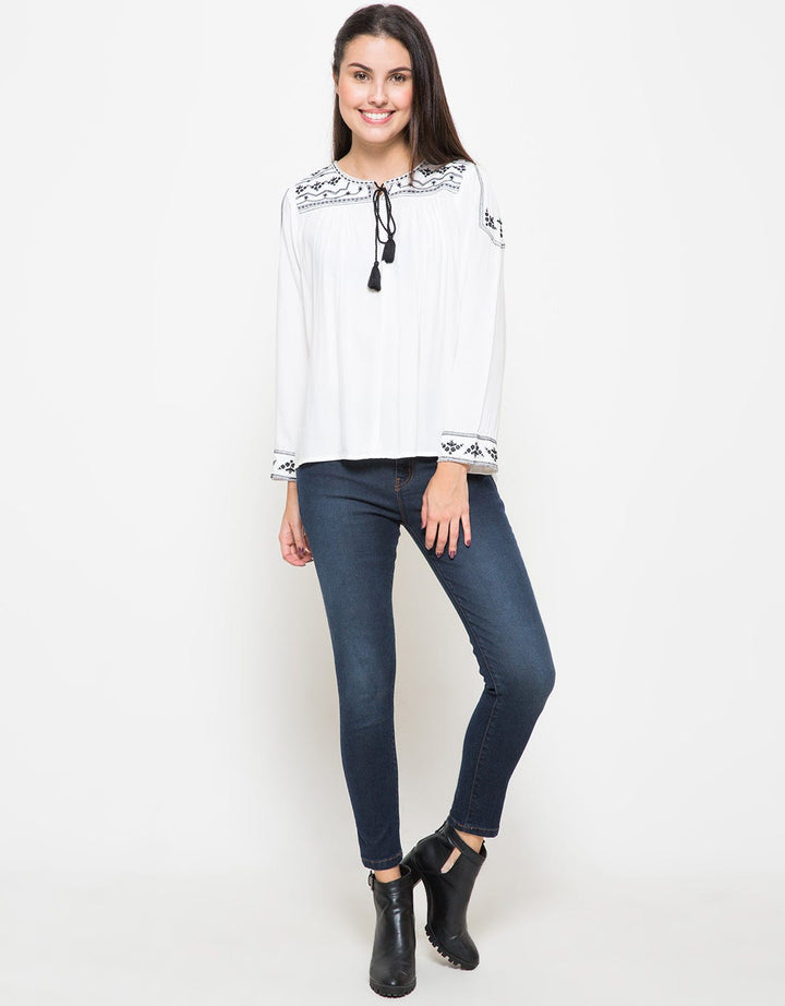 LS V-NECK TOP WITH E