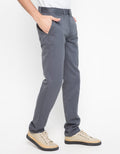 Details Celana Panjang Chinos Collins