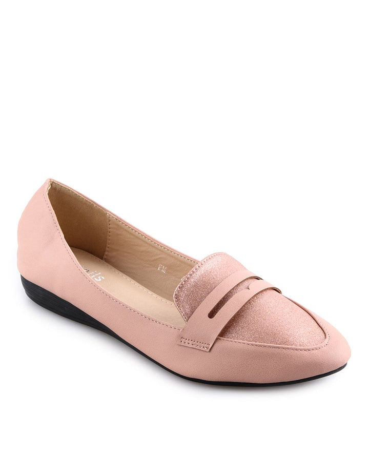Details Flat Shoes