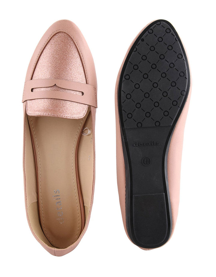 Details Flat Shoes