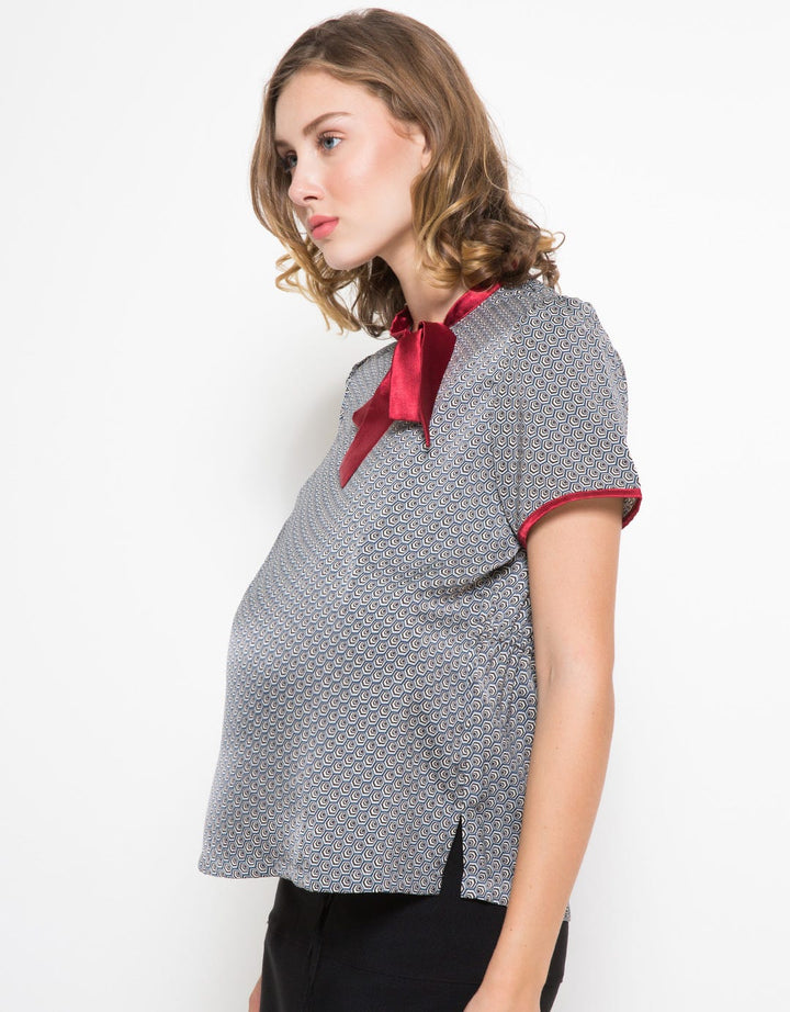 Elsy's Hexa Ribbon Maternity Blouse