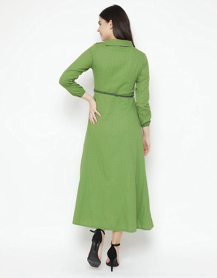 Exit Nayira Longdress with Turtle Nect and Waistrape Green