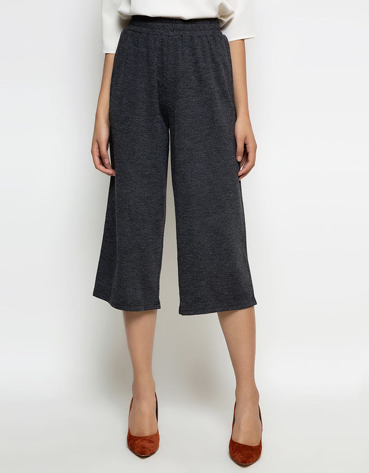 Expand Cullote Pants Black