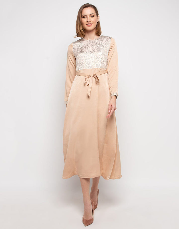 Expand Kayla Dress