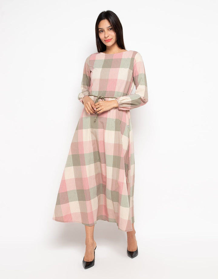 Expand Naura Maxi Dress