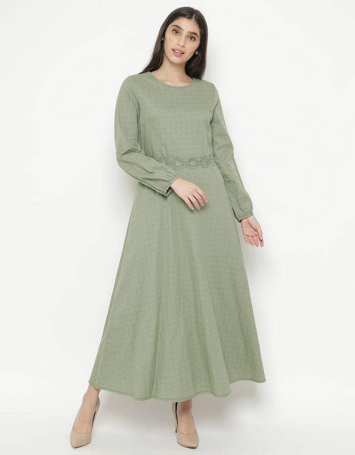 Expand Nayya Maxi Dress
