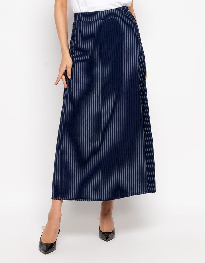 Expand Zayra Long Skirt