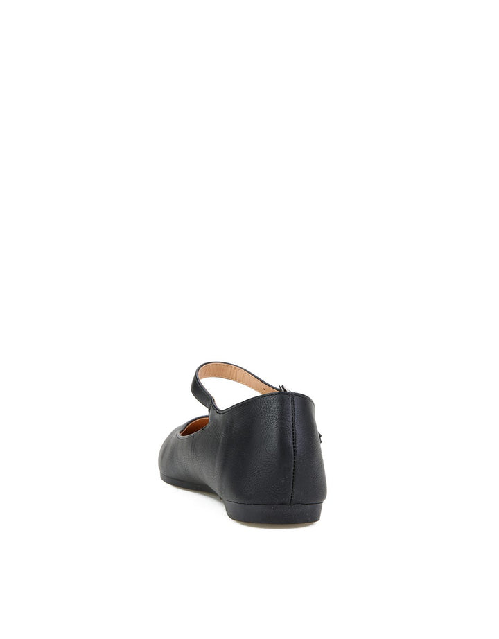MARY JANE SHOES