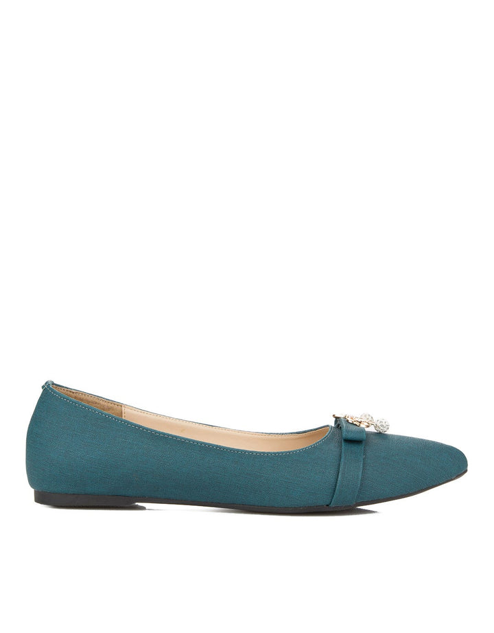Yongki Komaladi Camelia Flat Shoes