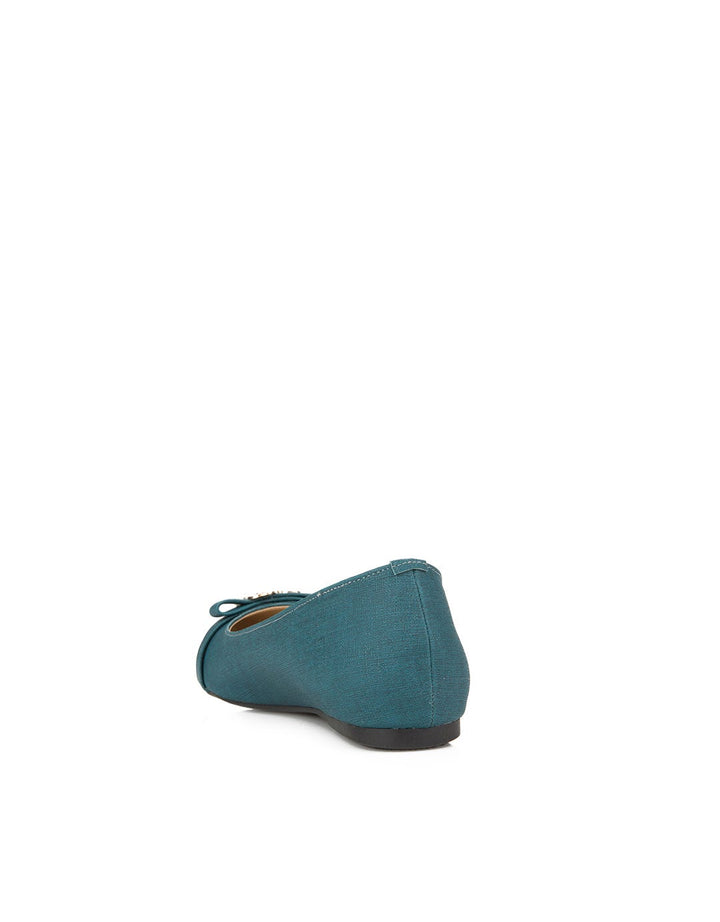 Yongki Komaladi Camelia Flat Shoes