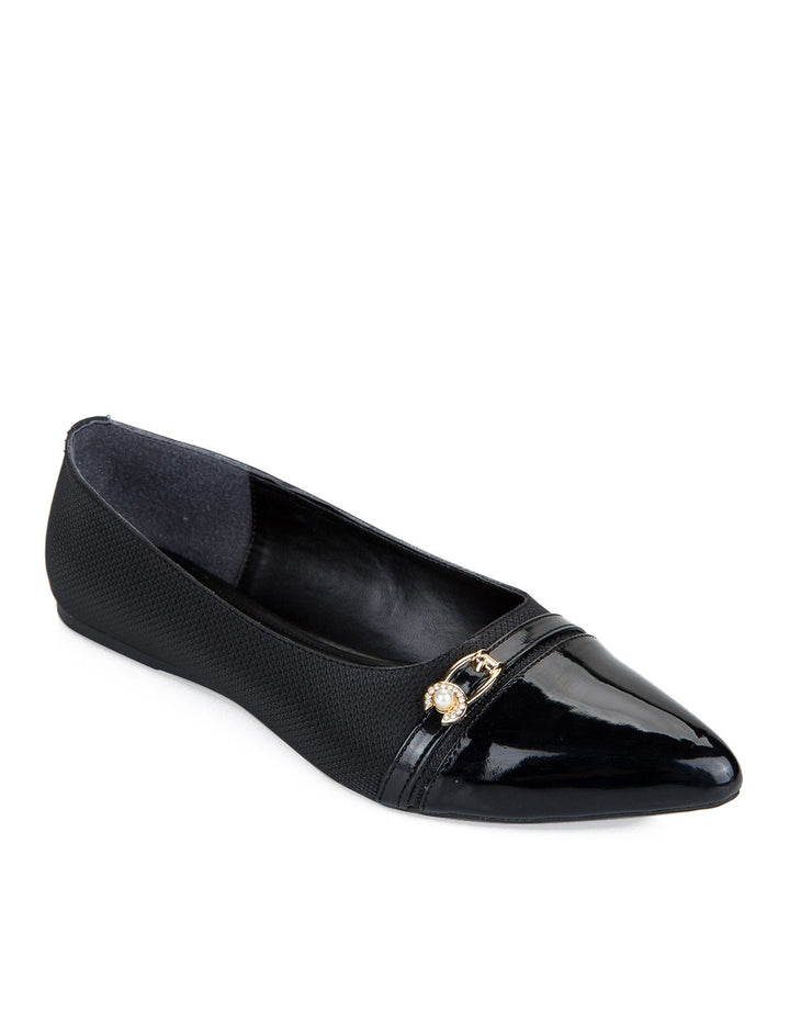 Yongki Komaladi Safira Flat Shoes