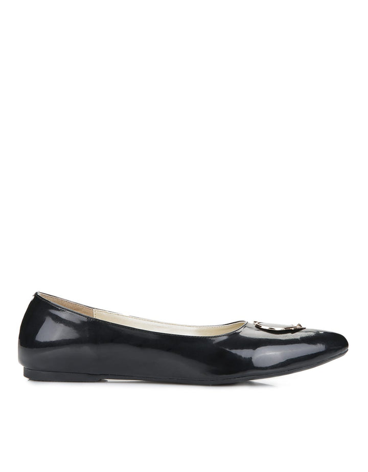 Yongki Komaladi Sepatu Flat Kalila