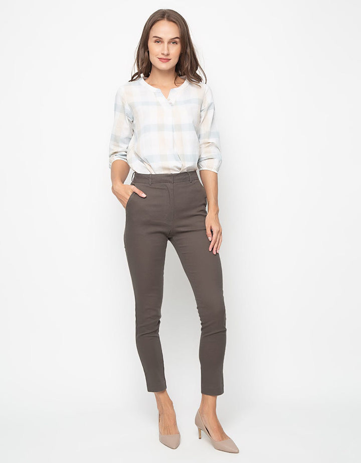 Geela Slim Fit Pants