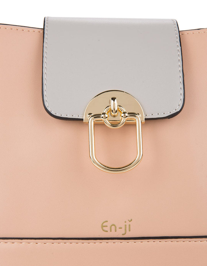 En-ji by Palomino Ugi Handbag