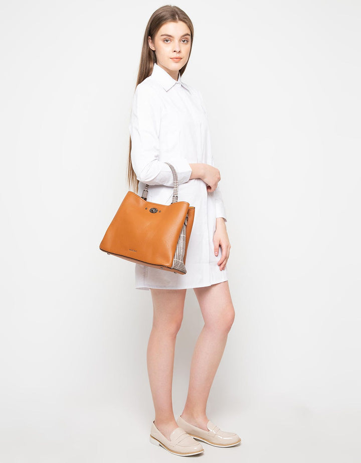 Palomino Dakota Handbag