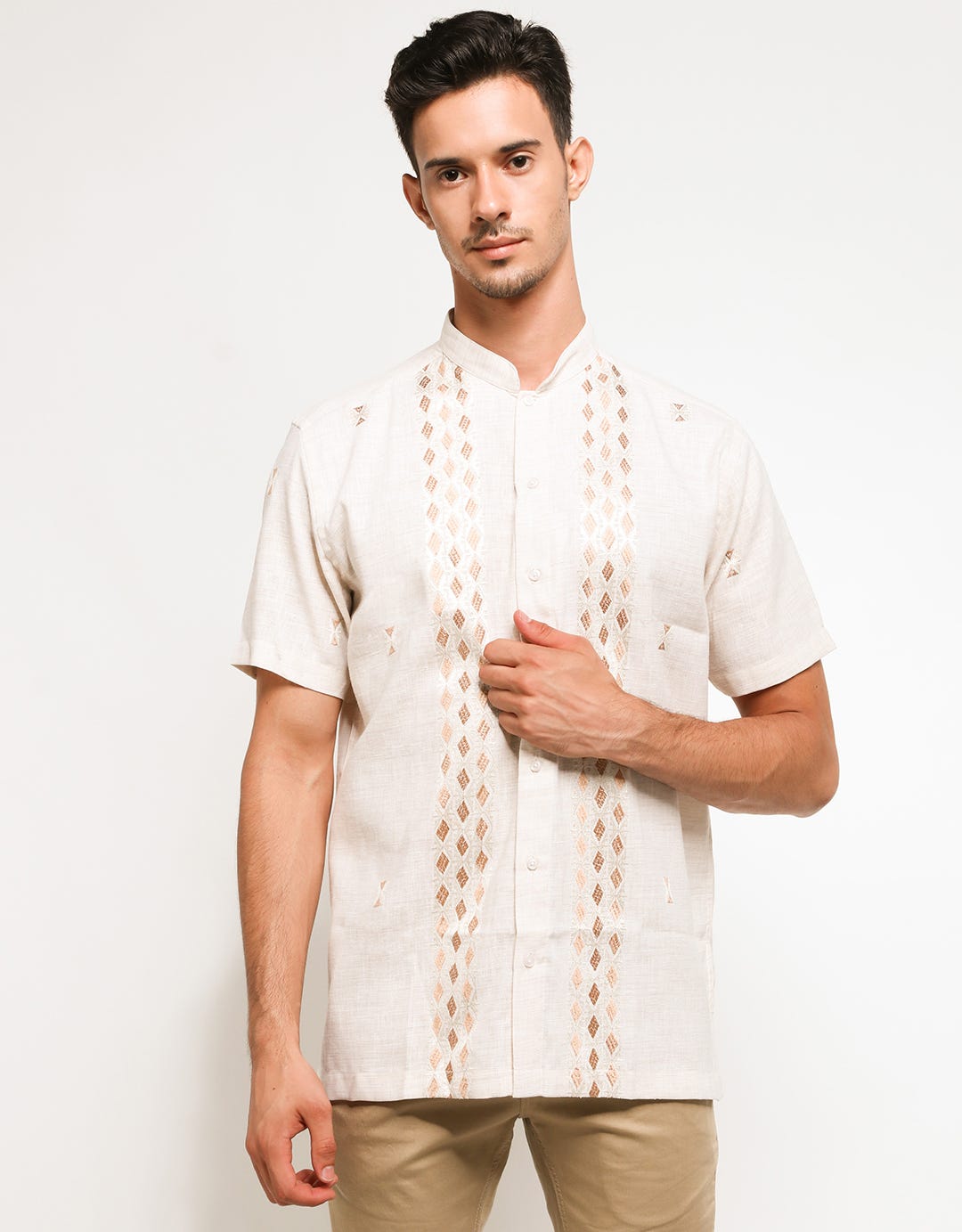 Hassenda Baju Koko Motif Bordir Lengan Pendek