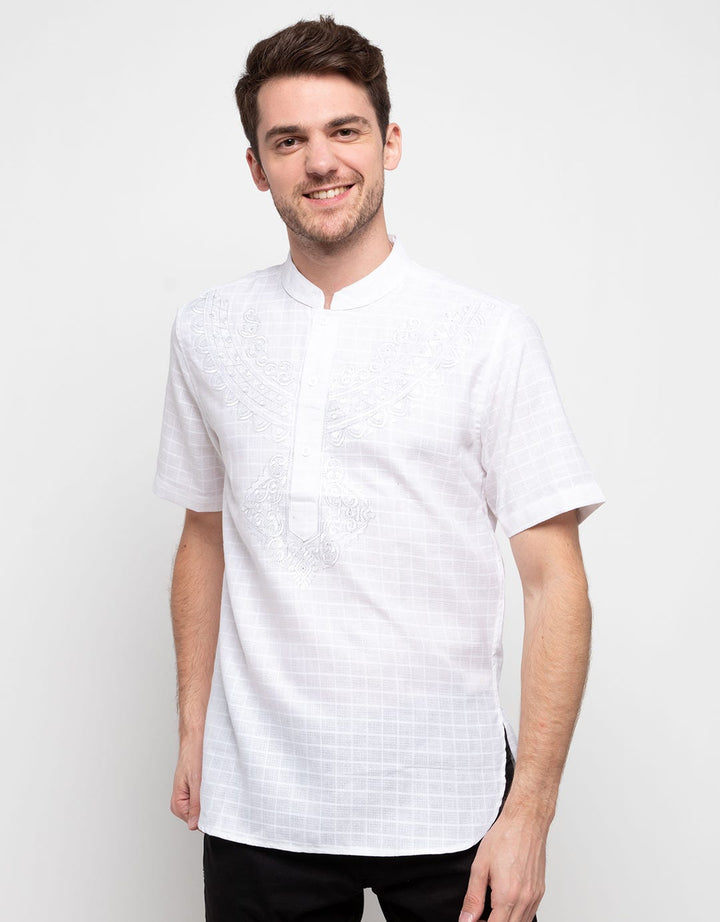 Hassenda Short Sleeve Koko Shirt with Embroidered Collar Detail