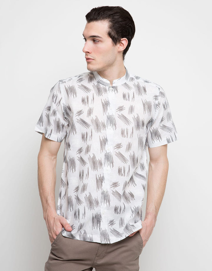 Hassenda Kemeja Koko Print Abstrak