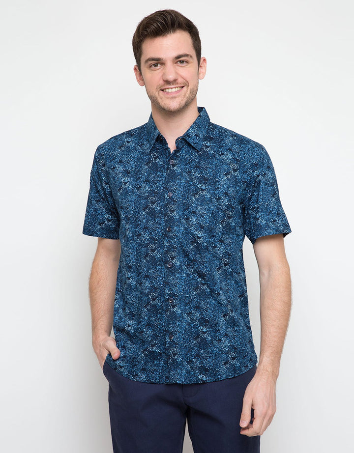 Hassenda Kemeja Print Abstrak