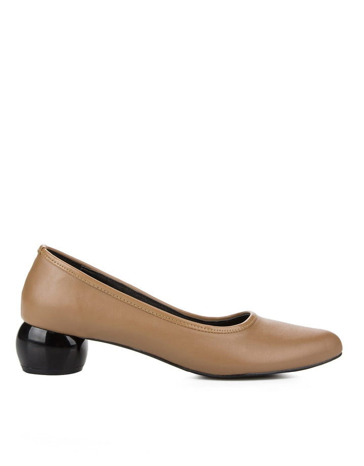 Yongki Komaladi Naura Heels