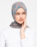 Hijabku Pashmina Batik Daun