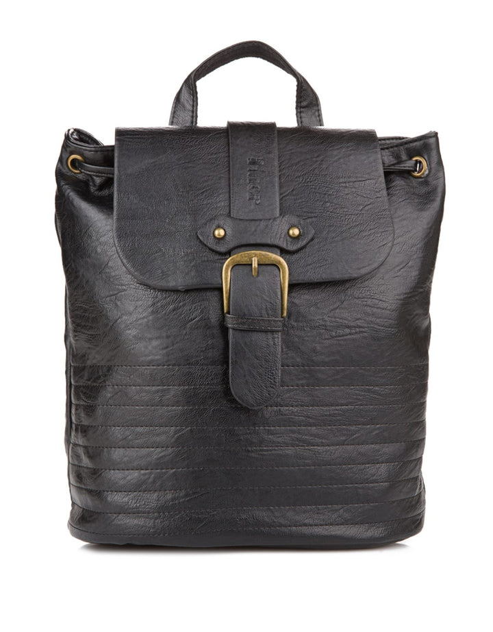 Huer Demma Flap Backpack Button