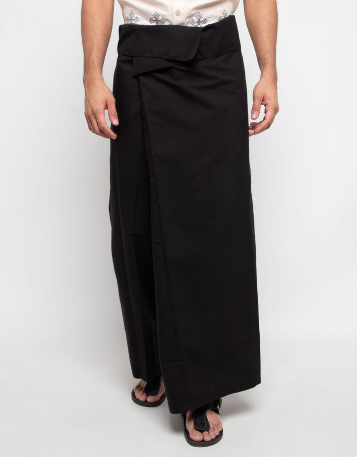 Intresse Derby Celana Sarung