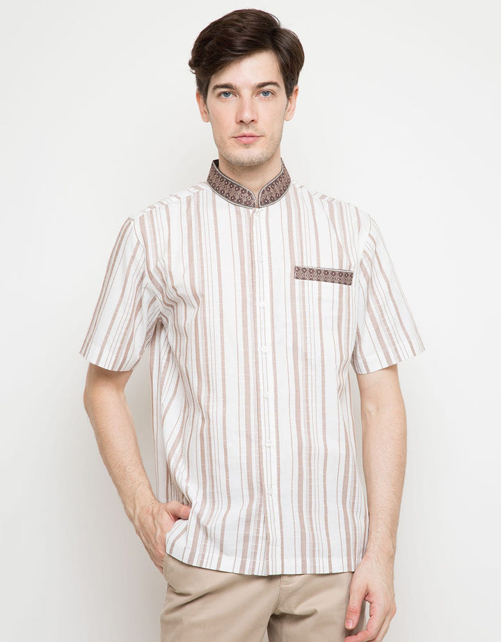 Intresse Emu Short Broken Baju Koko