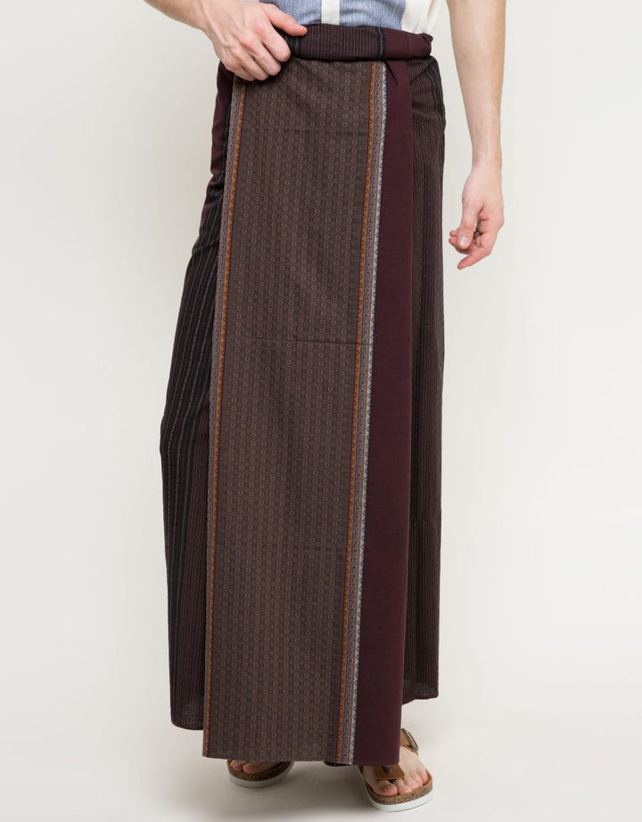 Intresse Sarung Scallywag