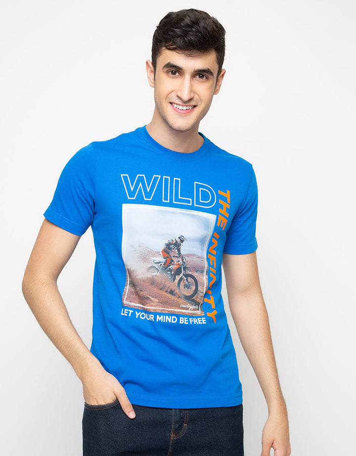 Country Fiesta T-shirt Detail Photo Print