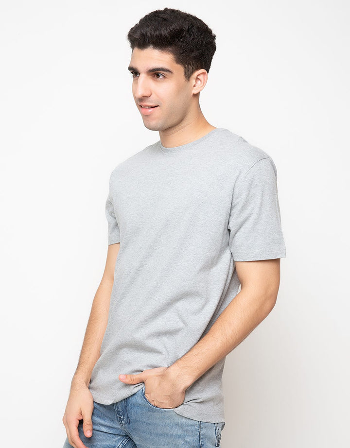 BASIC T-SHIRT