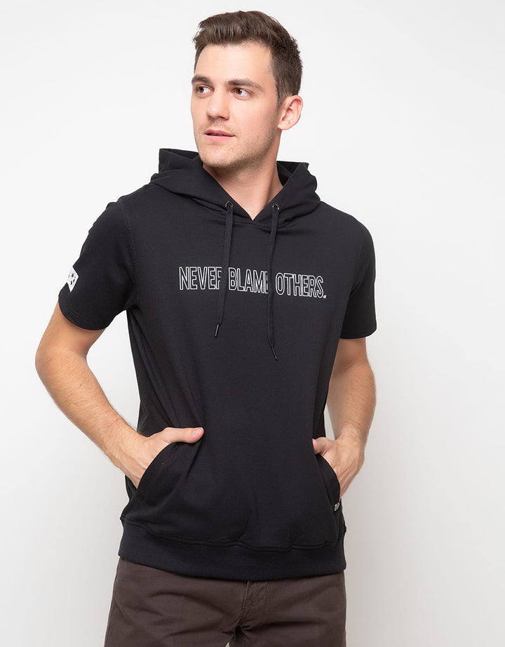d&f Sweatshirt Never Blame
