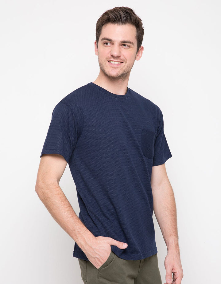 Details T-Shirt Texture Pocket