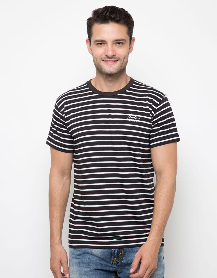 Third Day Co T-shirt Logo Stripes Surve