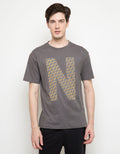 Nevada Neck Full Print Kaos Pria