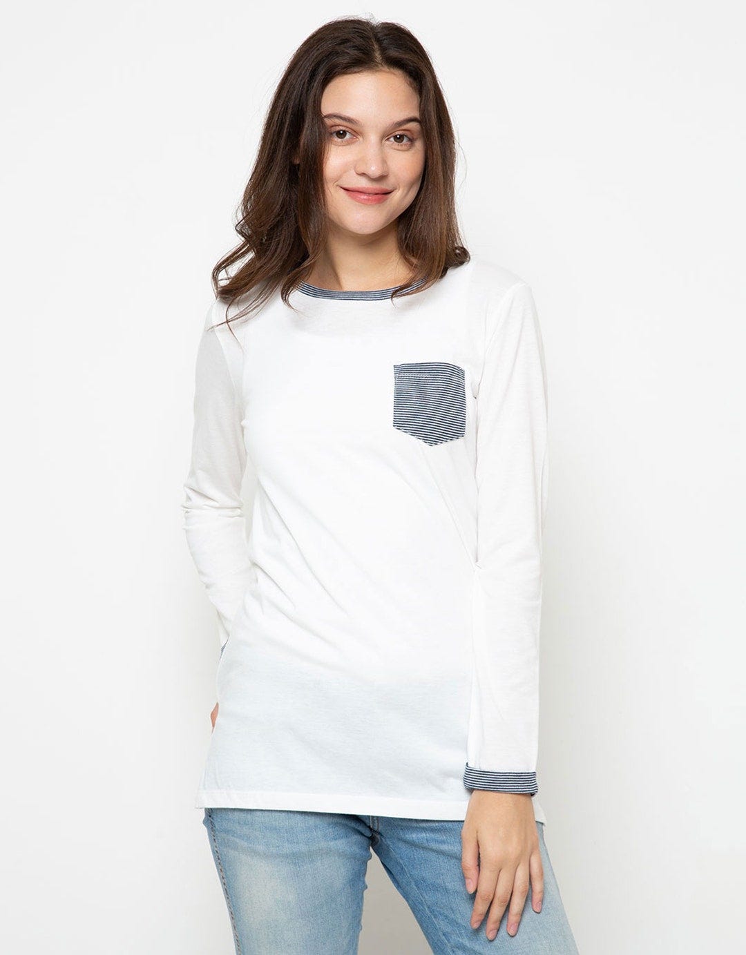 Phenomenal Plain Pocket Kaos Wanita