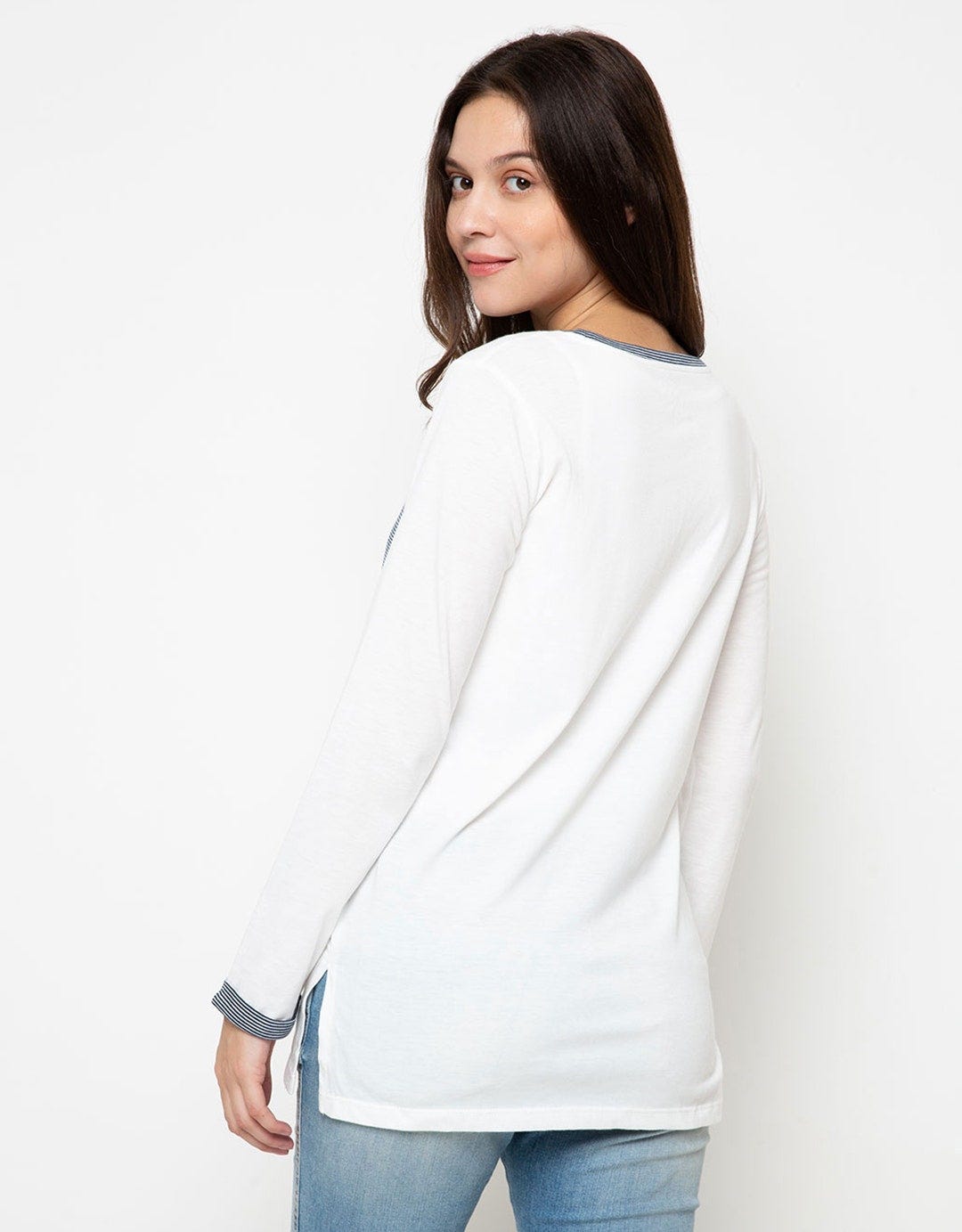 Phenomenal Plain Pocket Kaos Wanita