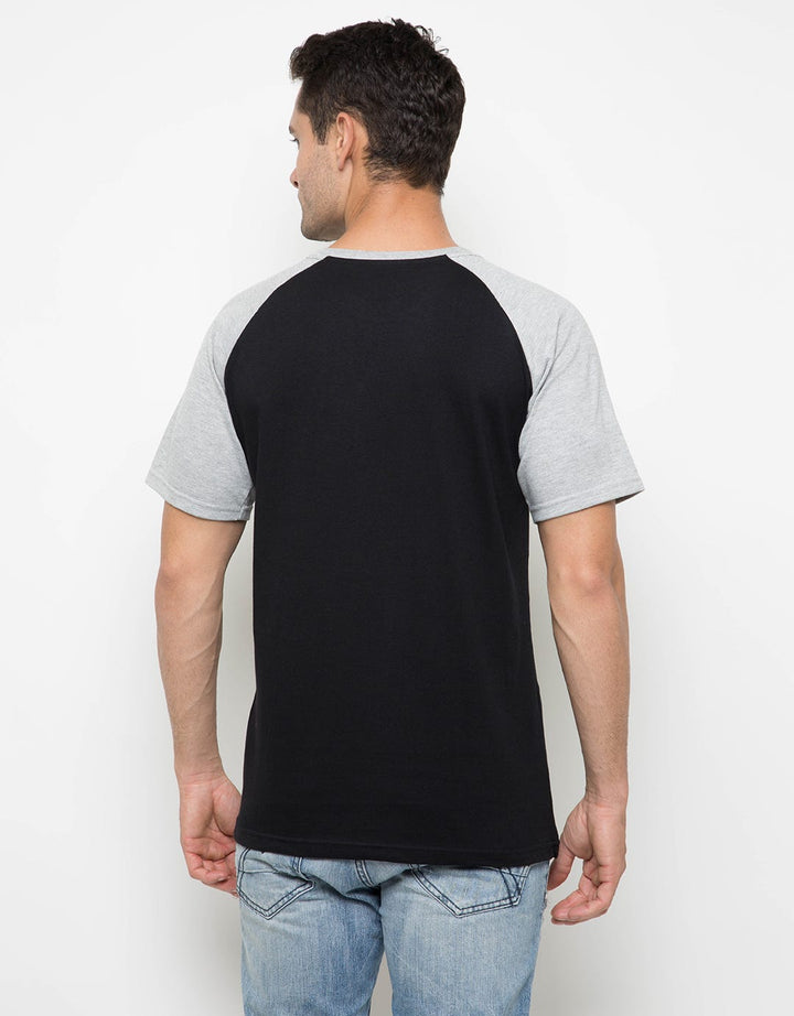 RAGLAN SHORT ROCK CL
